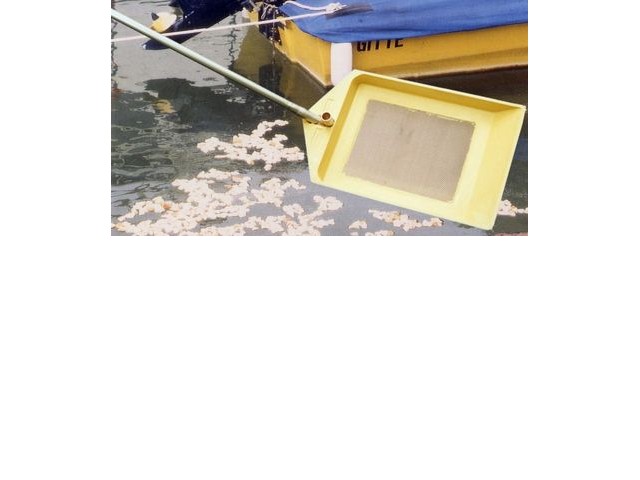 Sito za odstranjevanje absorbenta